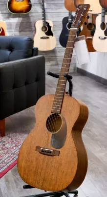 Martin Guitars - 000-15M Solid Mahogany Acoustic Guitar 2